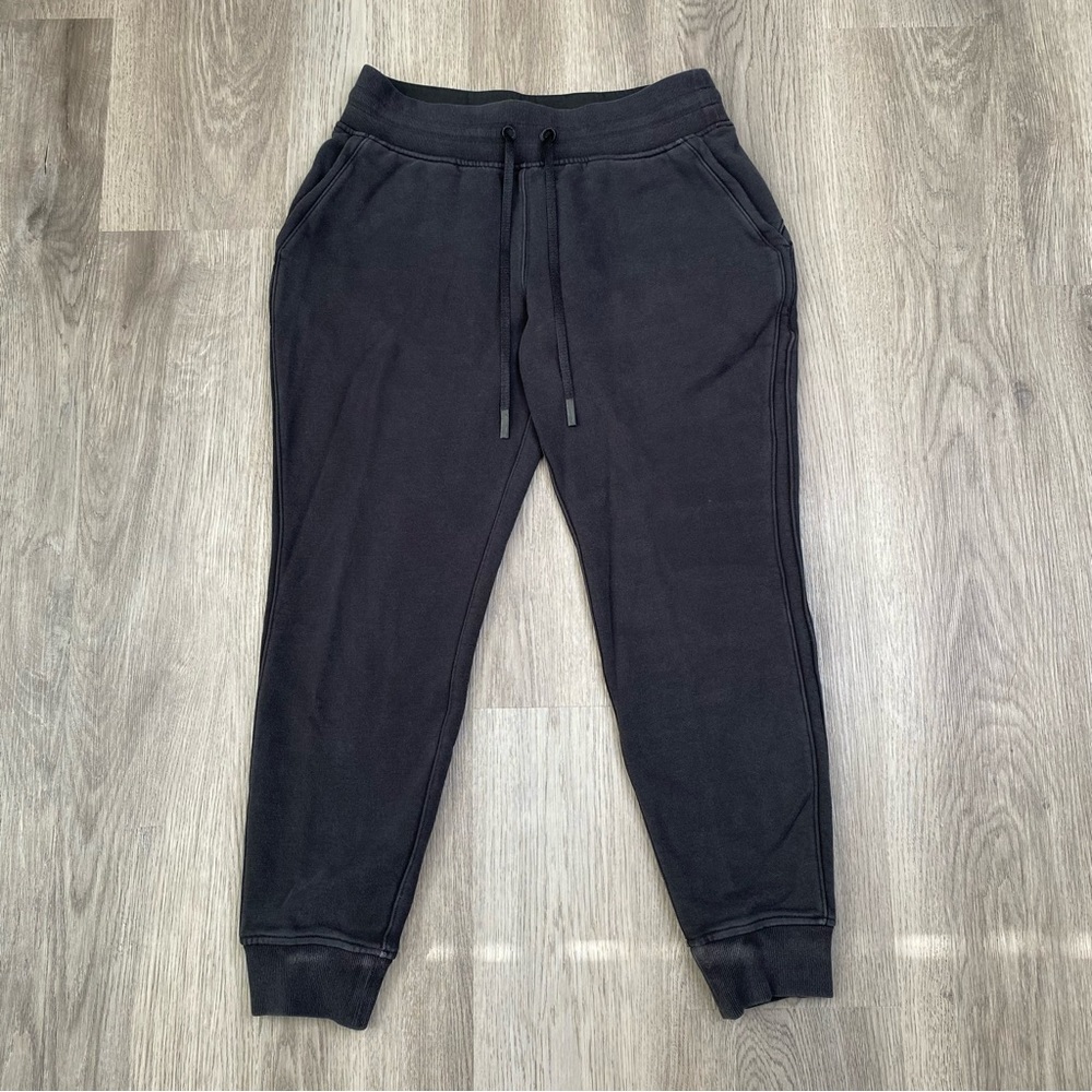 Lululemon Scuba Fleece Jogger Sweatpants 26" Black Women's Size 8 cotton.